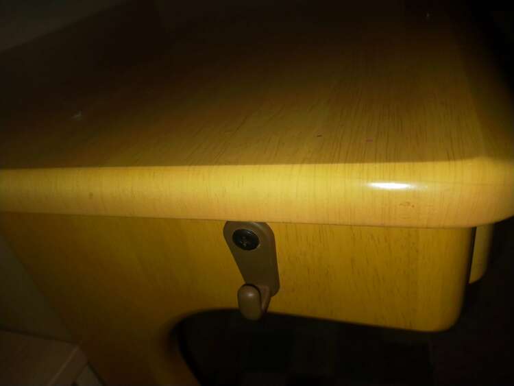 学習机　ロットNo.20021122　（家具・寝具）の商品画像 - 査定依頼日：2025年1月15日 - 最高査定価格：1円