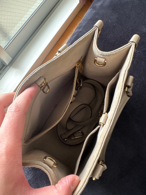 オンザゴー PM 型番M45779（ブランドバッグ）の商品画像 - 査定依頼日：2026年3月6日 - 最高査定価格：330,000円