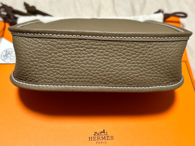 エブリン tpm（ブランドバッグ）の商品画像 - 査定依頼日：2025年10月1日 - 最高査定価格：350,000円