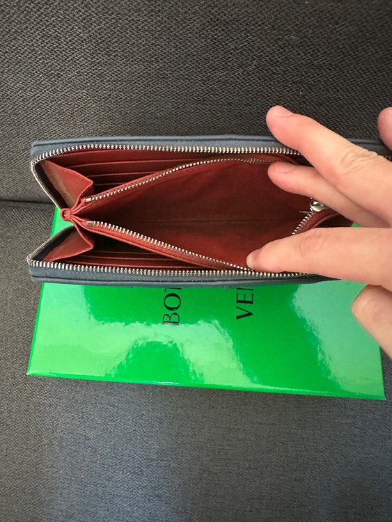 ボッテガ・ヴェネタ  （ブランドバッグ）の商品画像 - 査定依頼日：2025年9月7日 - 最高査定価格：50,000円