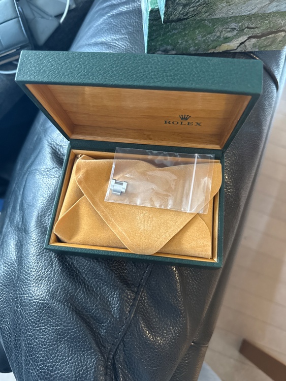 ロレックス エアキング 14010（高級時計）の商品画像 - 査定依頼日：2026年2月18日 - 最高査定価格：620,000円