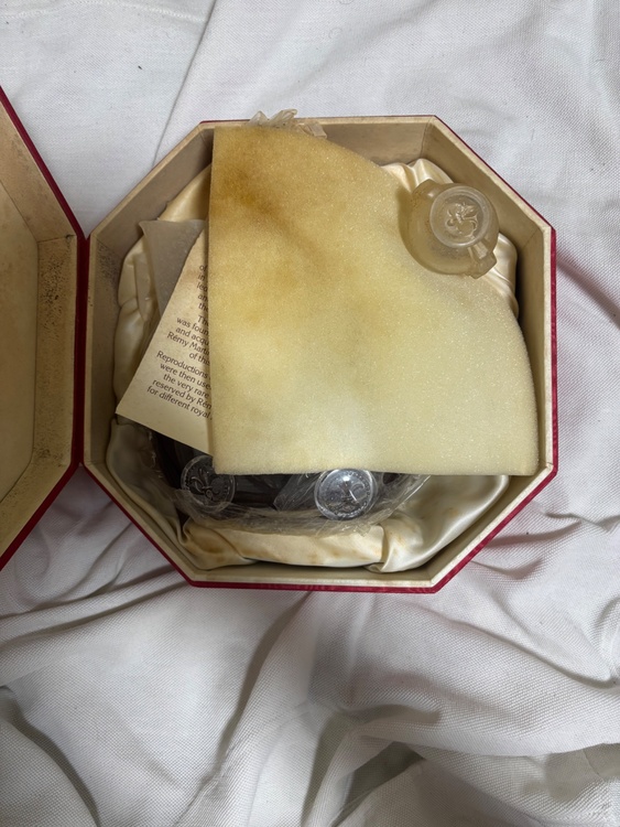 ベリーオールド期　昭和52以上前　レミーマルタンのルイ13世　初期モデル（お酒）の商品画像 - 査定依頼日：2026年3月25日 - 最高査定価格：70,000円