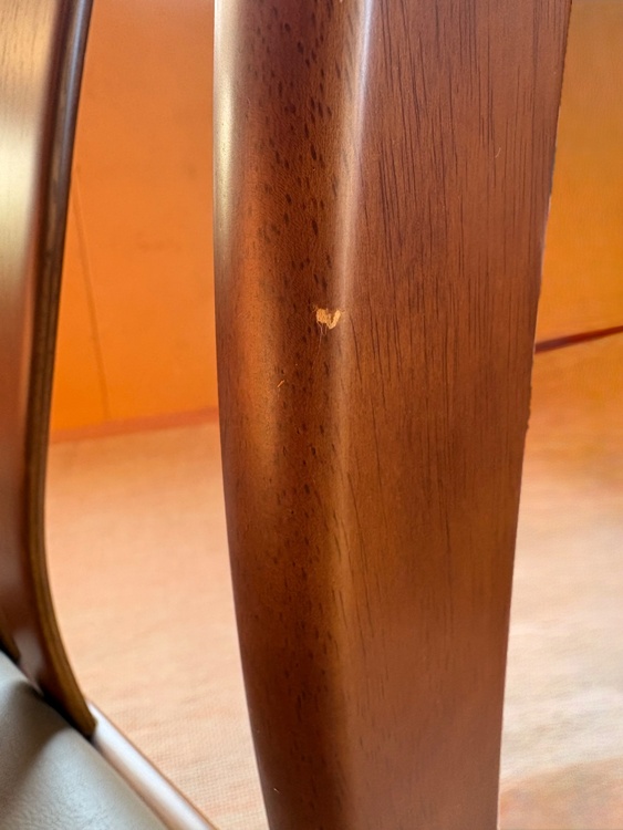 椅子　6脚（家具・寝具）の商品画像 - 査定依頼日：2026年2月13日 - 最高査定価格：10,000円