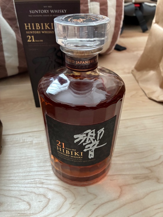 ウイスキー サントリー響 21年（お酒）の商品画像 - 査定依頼日：2026年2月27日 - 最高査定価格：68,000円