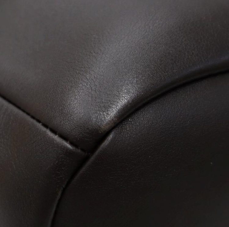 666511 ビーク ラージ レザー ショルダー トートバッグ（ブランドバッグ）の商品画像 - 査定依頼日：2025年9月3日 - 最高査定価格：80,000円