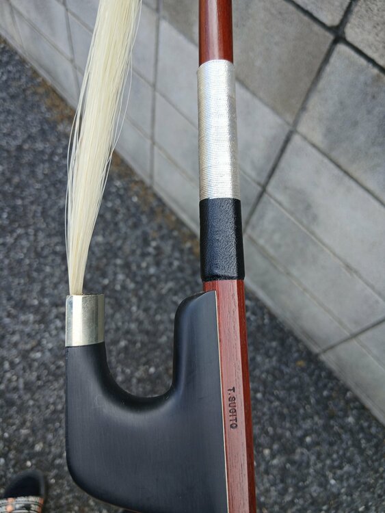 コントラバス弓（ピアノ・楽器・PA機材）の商品画像 - 査定依頼日：2026年7月8日 - 最高査定価格：2,000円