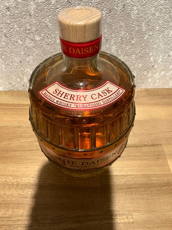松井酒造　倉吉蒸溜所　大山700ml（お酒）の商品画像 - 査定依頼日：2026年5月3日 - 最高査定価格：1,200円