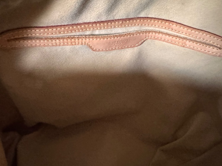 ルイヴィトン モノグラム （ブランドバッグ）の商品画像 - 査定依頼日：2025年7月6日 - 最高査定価格：140,000円