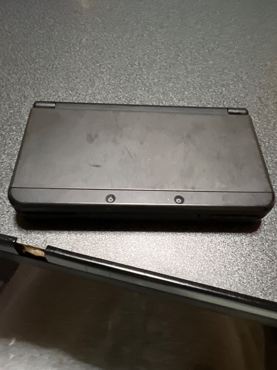 ニンテンドーDS（ゲーム機本体・ゲームソフト）の商品画像 - 査定依頼日：2025年11月23日 - 最高査定価格：5,000円