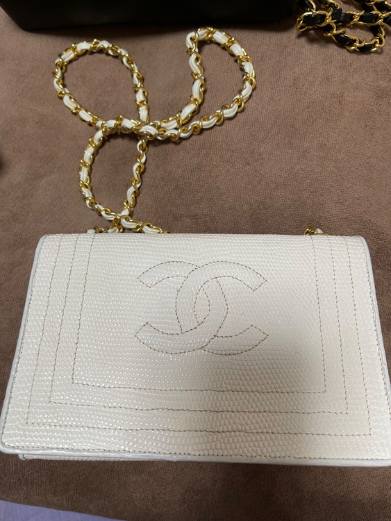 CHANEL リザード　チェーンショルダー（ブランドバッグ）の商品画像 - 査定依頼日：2025年10月7日 - 最高査定価格：55,000円