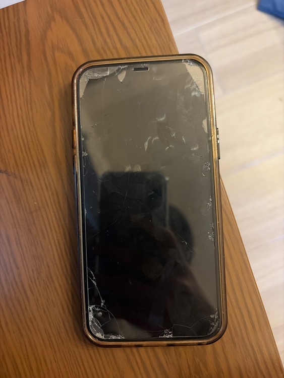 iPhone 12 64GB Softbank（スマホ）の商品画像 - 査定依頼日：2026年5月17日 - 最高査定価格：20,000円