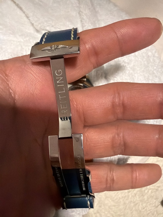 B13050.1 クロノマット ビコロ デイト クロノグラフ（高級時計）の商品画像 - 査定依頼日：2026年9月14日 - 最高査定価格：280,000円