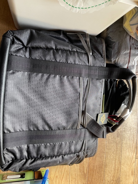 オロビアンコ（ブランドバッグ）の商品画像 - 査定依頼日：2025年6月16日 - 最高査定価格：6,000円