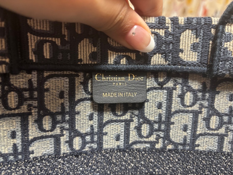 ディオール  （ブランドバッグ）の商品画像 - 査定依頼日：2026年2月17日 - 最高査定価格：180,000円