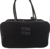 Miumiu コーデュロイ（ブランドバッグ）の商品画像 - 査定依頼日：2026年7月21日 - 最高査定価格：20,000円