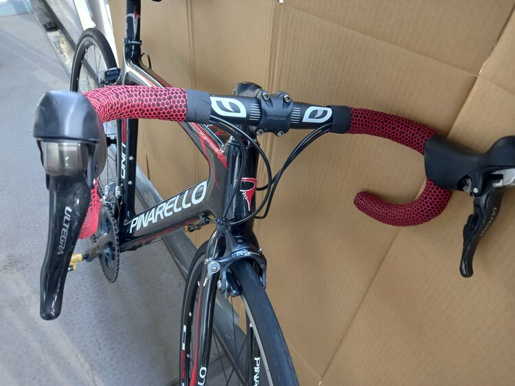 PINARELLO FP UNO CARBON 2013年式　445サイズ　黒（自転車）の商品画像 - 査定依頼日：2025年12月22日 - 最高査定価格：60,000円