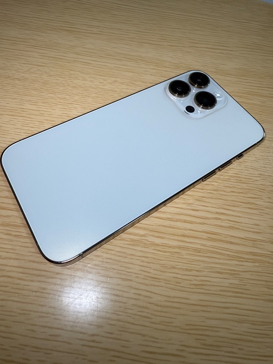 LH9JX40HGL（スマホ）の商品画像 - 査定依頼日：2025年8月10日 - 最高査定価格：96,000円