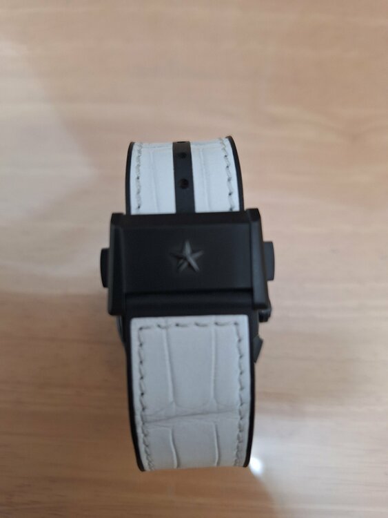 デファイ21（高級時計）の商品画像 - 査定依頼日：2026年4月7日 - 最高査定価格：850,000円