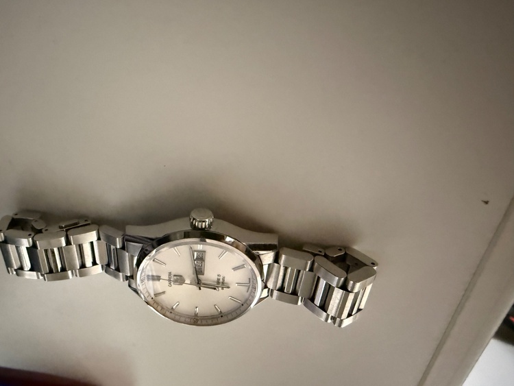 タグホイヤー カレラ （高級時計）の商品画像 - 査定依頼日：2026年1月16日 - 最高査定価格：190,000円