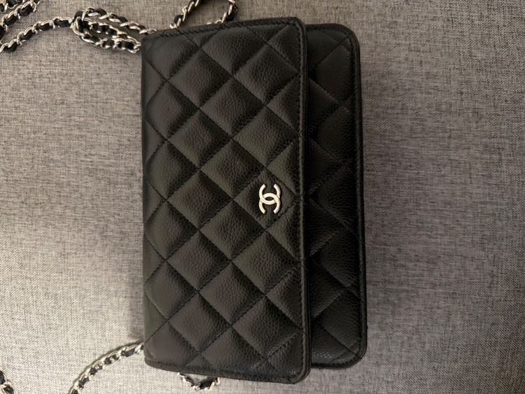 シャネル ココマーク チェーン ウォレットマトラッセショルダーバッグキャビアスキ（ブランドバッグ）の商品画像 - 査定依頼日：2025年12月21日 - 最高査定価格：420,000円