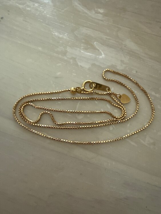 ネックレス（金・貴金属）の商品画像 - 査定依頼日：2025年4月28日 - 最高査定価格：37,000円