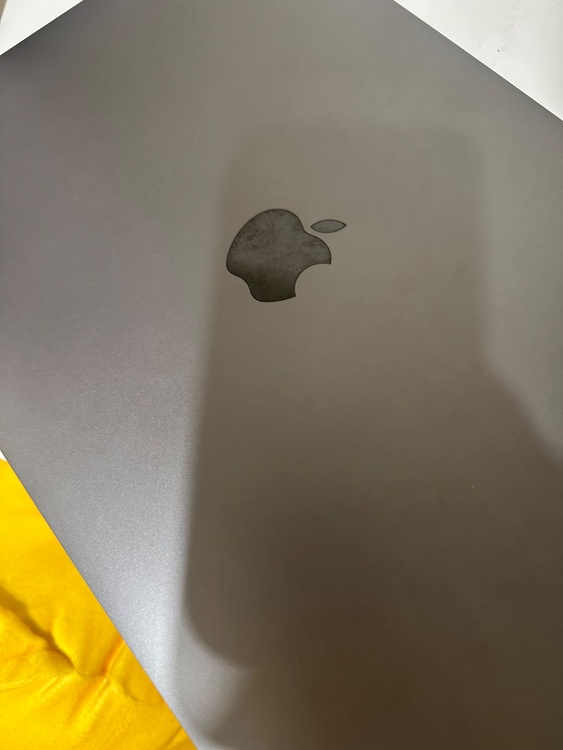 MacBook Pro（PC・タブレット）の商品画像 - 査定依頼日：2026年3月5日 - 最高査定価格：100,000円