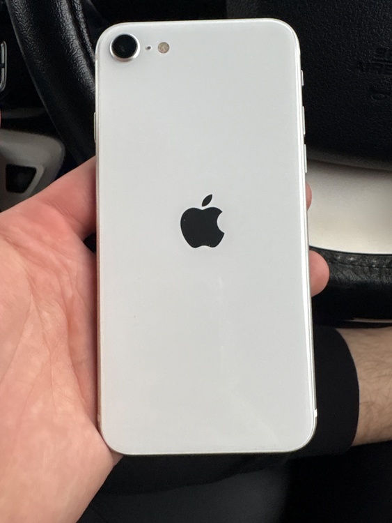 iPhone iPhone SE (第 2 世代) 64GB SIMフリー（スマホ）の商品画像 - 査定依頼日：2026年6月23日 - 最高査定価格：11,000円