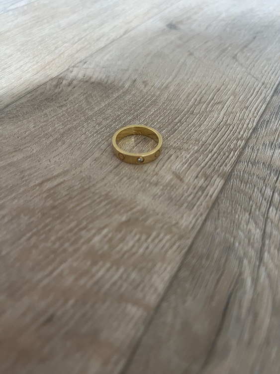 Love リング、スモールモデル、B4056100（金・貴金属）の商品画像 - 査定依頼日：2026年5月2日 - 最高査定価格：100,000円