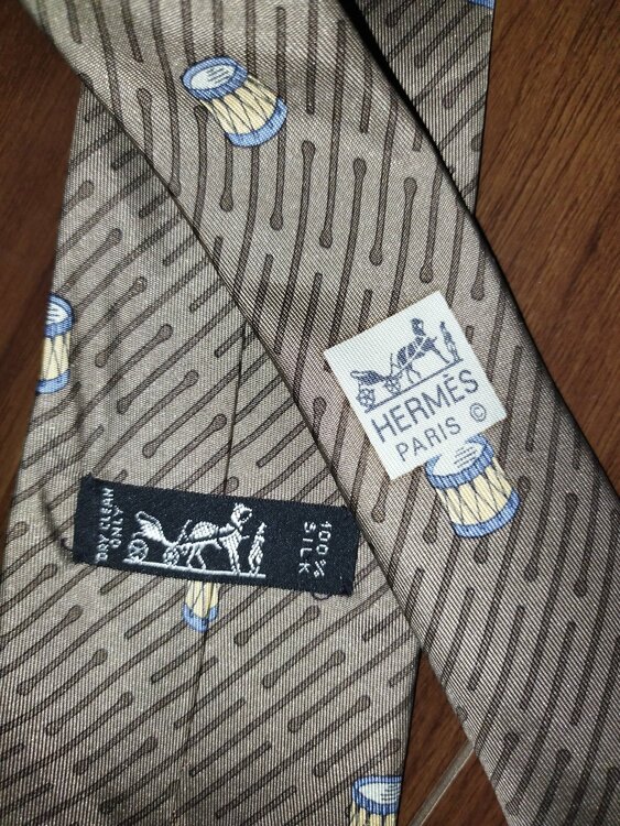 ビンテージHERMES、ネクタイ（古着・ファッション）の商品画像 - 査定依頼日：2026年3月20日 - 最高査定価格：100,000円