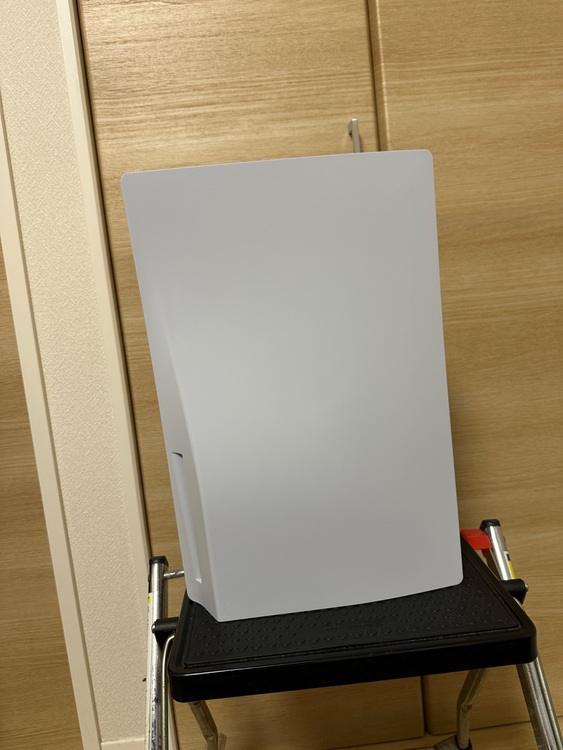 PS5 CFI1000（初期型）（ゲーム機本体・ゲームソフト）の商品画像 - 査定依頼日：2025年8月1日 - 最高査定価格：30,000円