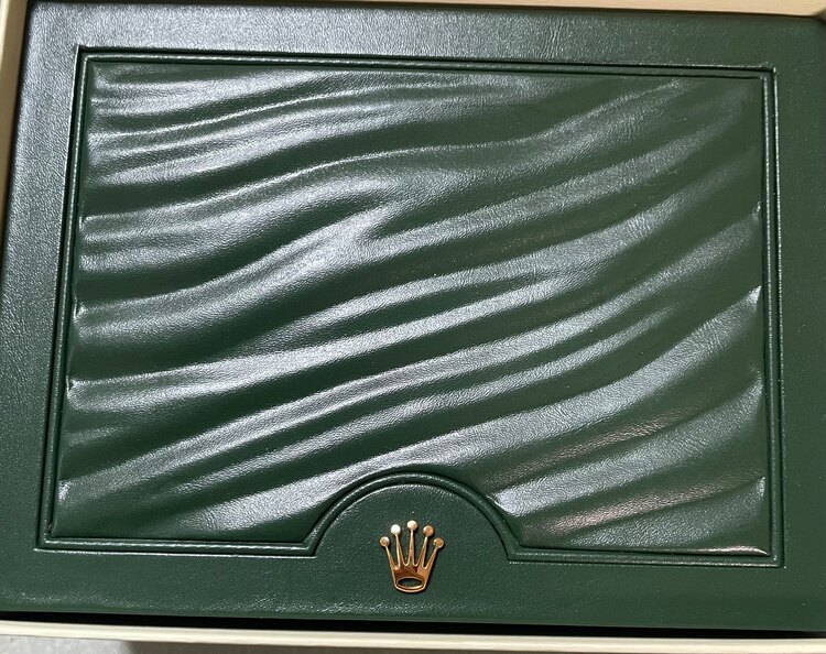 ロレックスオイスターパーペチュアル（高級時計）の商品画像 - 査定依頼日：2025年5月9日 - 最高査定価格：370,000円