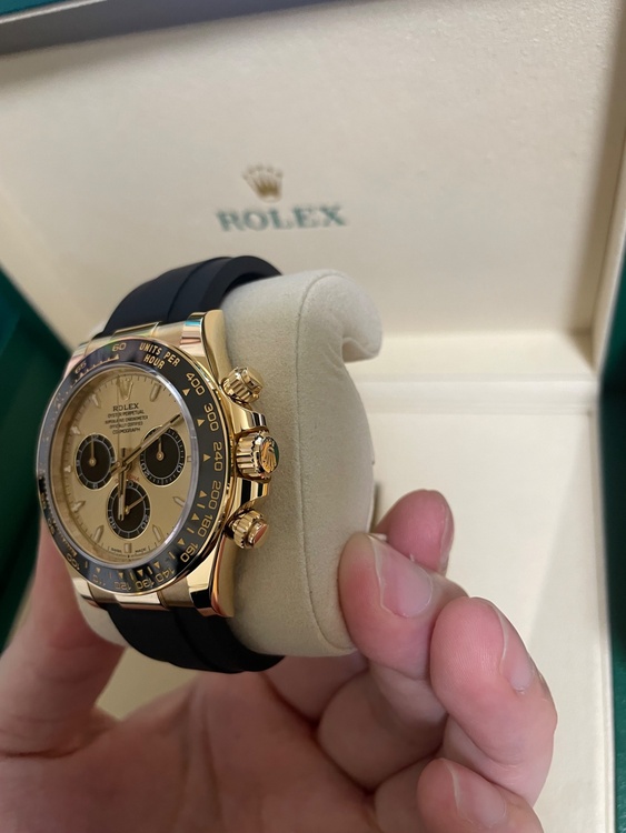 ロレックス　デイトナ（高級時計）の商品画像 - 査定依頼日：2026年2月15日 - 最高査定価格：10,550,000円