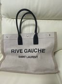 イブサンローラン  （ブランドバッグ）の商品画像 - 査定依頼日：2025年9月30日 - 最高査定価格：65,000円