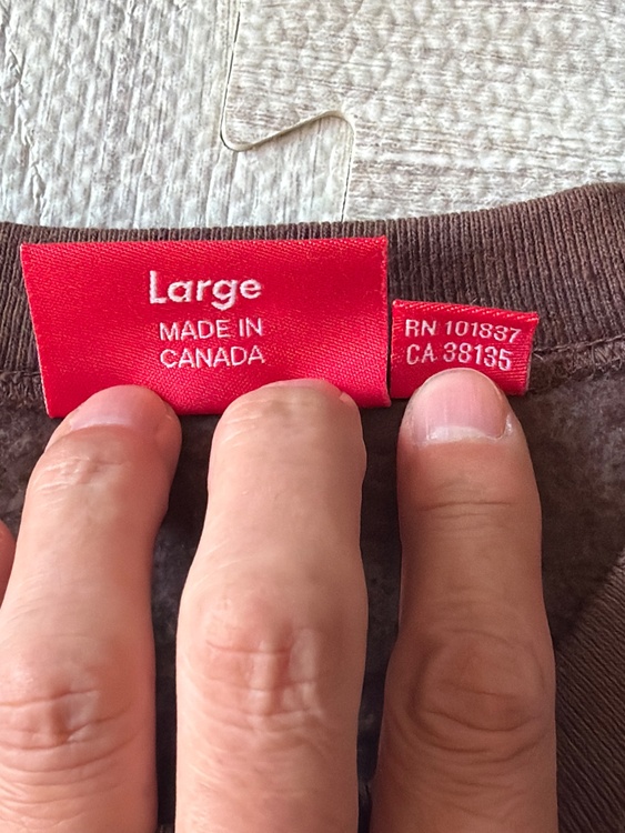 BOXロゴスウェット（古着・ファッション）の商品画像 - 査定依頼日：2026年2月21日 - 最高査定価格：20,000円