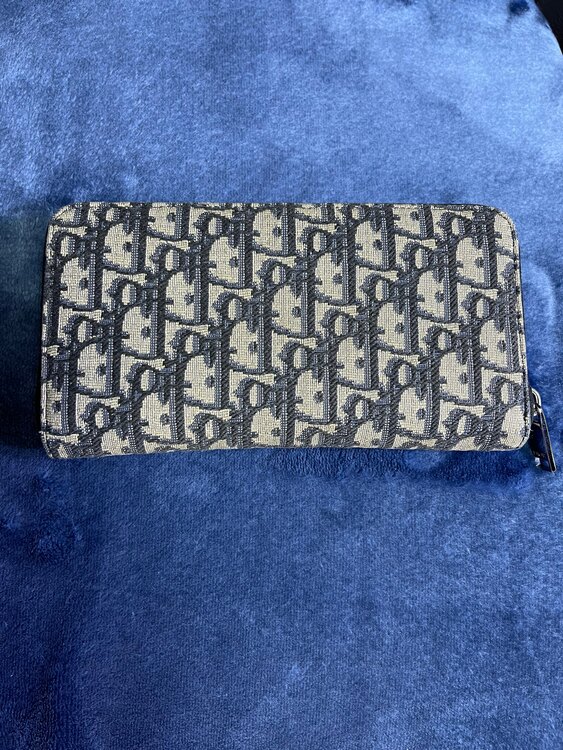 ディオール  （ブランドバッグ）の商品画像 - 査定依頼日：2025年4月29日 - 最高査定価格：45,000円