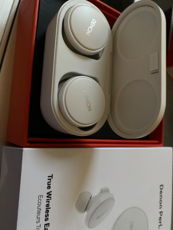 DENON PerL Pro（オーディオ・スピーカー）の商品画像 - 査定依頼日：2025年12月27日 - 最高査定価格：2,000円