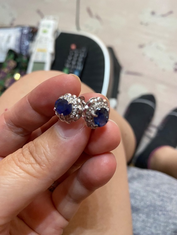 サファイア（金・貴金属）の商品画像 - 査定依頼日：2025年8月25日 - 最高査定価格：750,000円