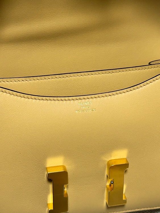 コンスタンスミニ（ブランドバッグ）の商品画像 - 査定依頼日：2025年8月31日 - 最高査定価格：1,600,000円