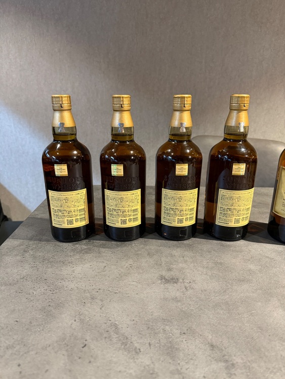 ウイスキー サントリー山崎 （お酒）の商品画像 - 査定依頼日：2025年11月25日 - 最高査定価格：187,000円