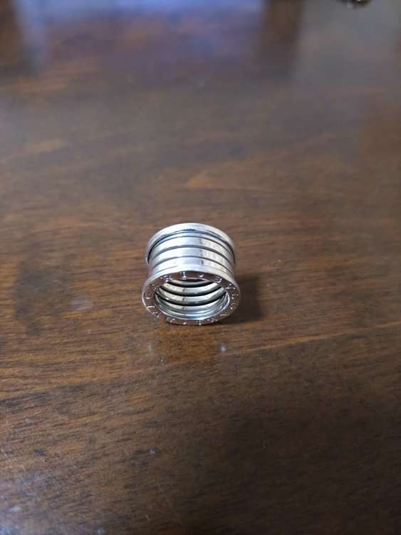 ブルガリビーゼロワン（金・貴金属）の商品画像 - 査定依頼日：2023年11月13日 - 最高査定価格：100,000円