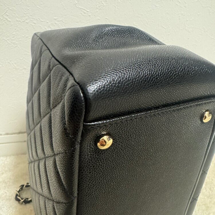 CHANEL ビジネスファニティートート（ブランドバッグ）の商品画像 - 査定依頼日：2025年4月24日 - 最高査定価格：450,000円