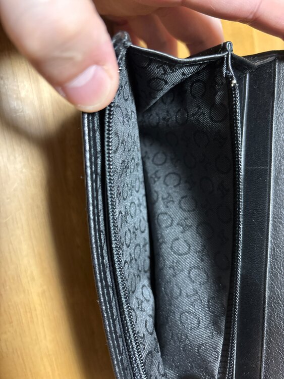 セリーヌ  （ブランドバッグ）の商品画像 - 査定依頼日：2025年2月22日 - 最高査定価格：5,000円