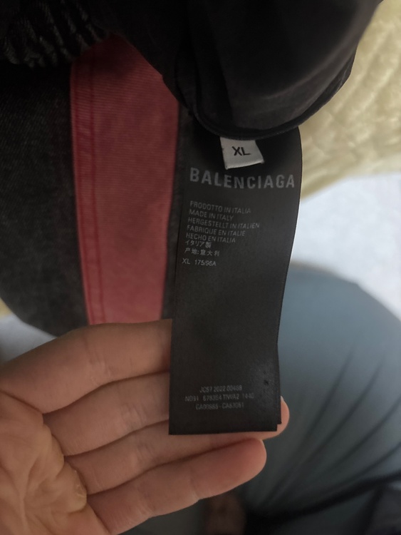 バレンシアガ  （ブランドバッグ）の商品画像 - 査定依頼日：2025年12月13日 - 最高査定価格：50,000円