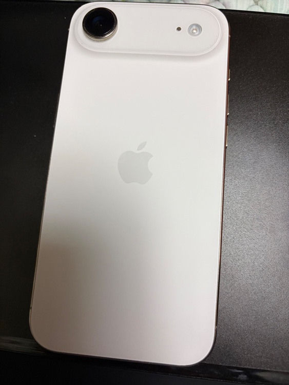 iPhone iPhone Air 256GB SIMフリー（スマホ）の商品画像 - 査定依頼日：2026年9月11日 - 最高査定価格：103,000円