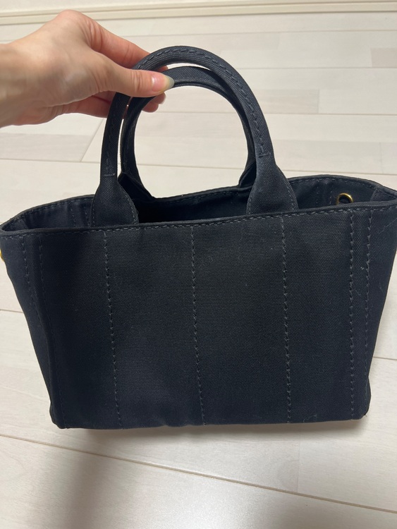 プラダ  （ブランドバッグ）の商品画像 - 査定依頼日：2025年8月12日 - 最高査定価格：31,000円