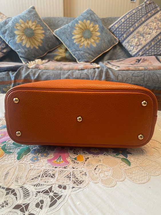 ボリード（ブランドバッグ）の商品画像 - 査定依頼日：2025年9月21日 - 最高査定価格：450,000円