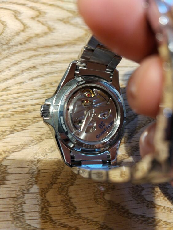 セイコー スプリントドライブ SBGA073（高級時計）の商品画像 - 査定依頼日：2025年9月9日 - 最高査定価格：370,000円