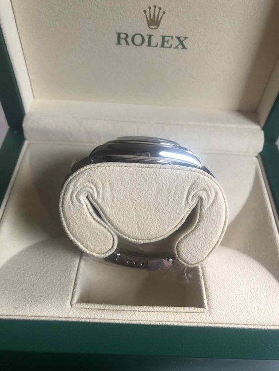 16520 A serial（高級時計）の商品画像 - 査定依頼日：2025年10月18日 - 最高査定価格：4,150,000円