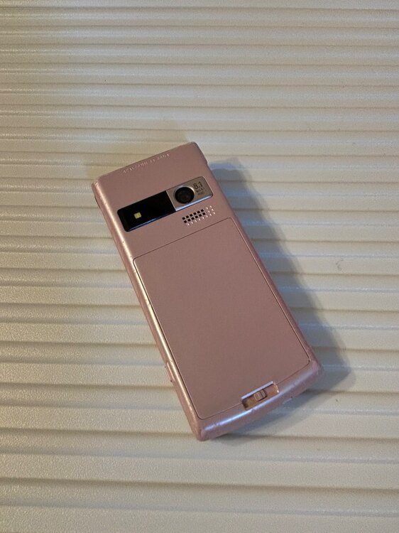 スマートフォン1点ガラケー2点（スマホ）の商品画像 - 査定依頼日：2024年10月12日