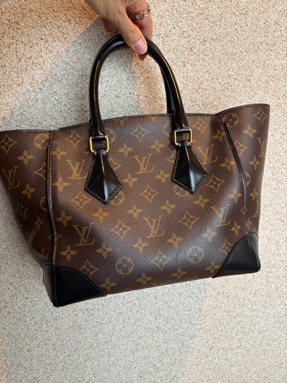 フェニックスPM（ブランドバッグ）の商品画像 - 査定依頼日：2025年10月9日 - 最高査定価格：100,000円